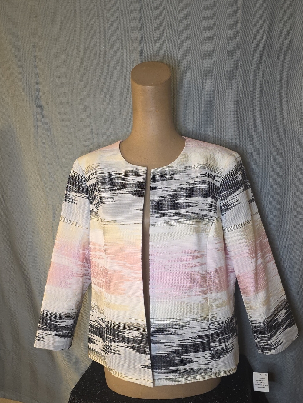 Kasper Pastel Brushstroke Open-Front Blazer in Pink, Cream & Black